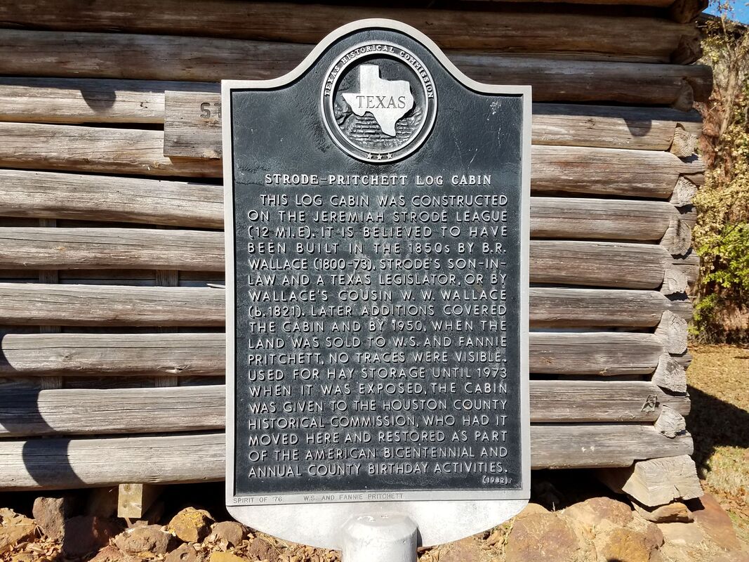 The Strode log cabin in Crockett, Texas