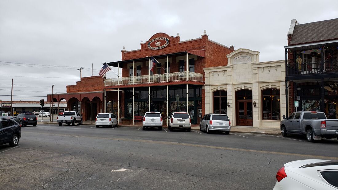 Historic buildings in Ballinger, Texas