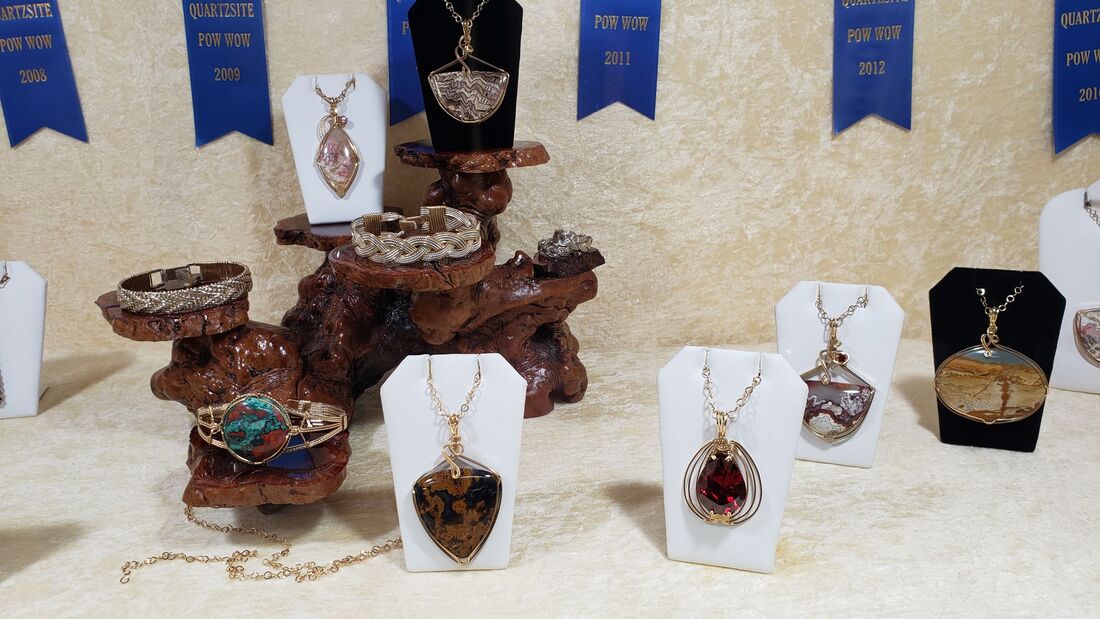 Exquisite and unique gemstone jewelry at Quartzsite Gem & Mineral Pow Wow