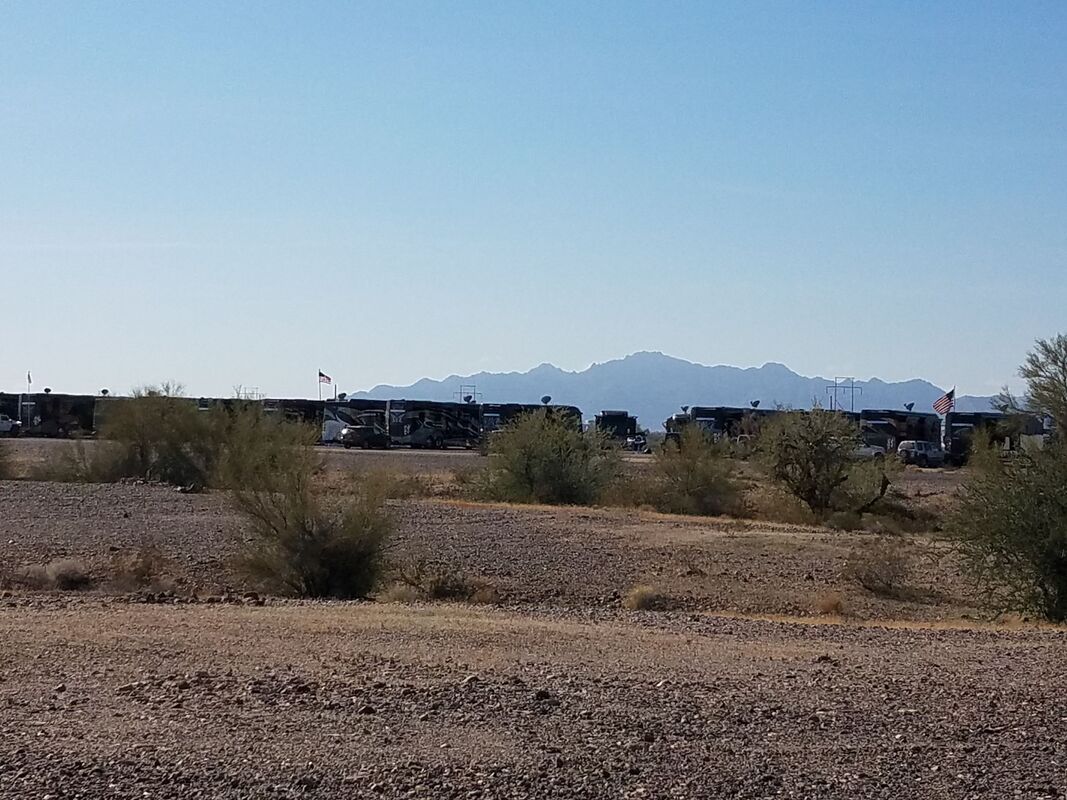 Huge Entegra Owners gathering at La Posa South in Quartzsite, Arizona